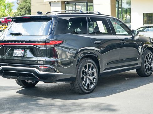 Used 2025 Lexus TX 500h AWD w/ Technology Package image 6