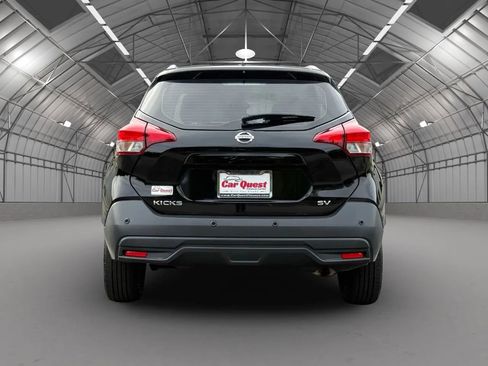Used 2020 Nissan Kicks SV FWD image 6