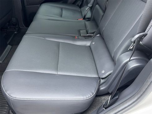 Used 2025 Lexus GX 550 image 42