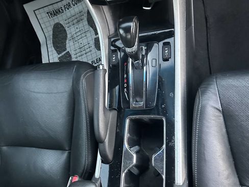 Used 2016 Honda Accord EX-L image 13