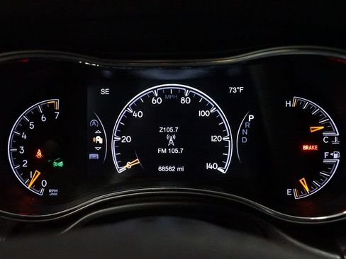 Used 2018 Jeep Grand Cherokee Limited w/ Luxury Group II RWD image 15
