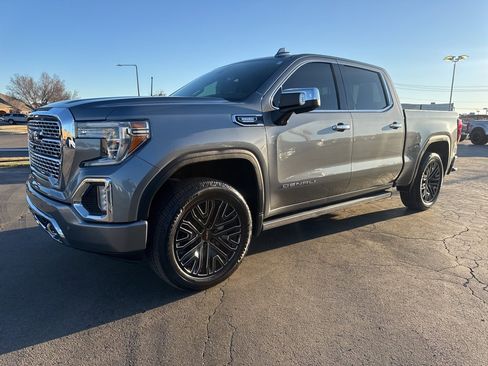 Used 2020 GMC Sierra 1500 Denali w/ Technology Package image 1