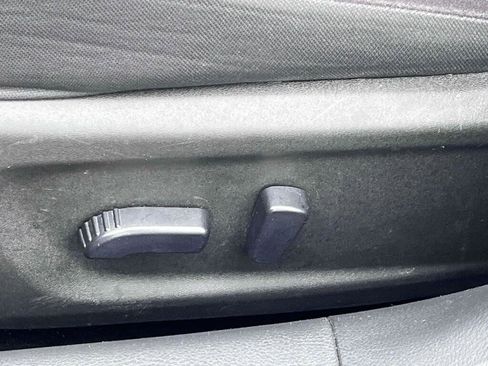 Used 2024 Nissan Altima 2.5 SV FWD image 16