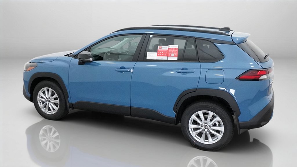 New 2026 Toyota Corolla Cross LE FWD image 7