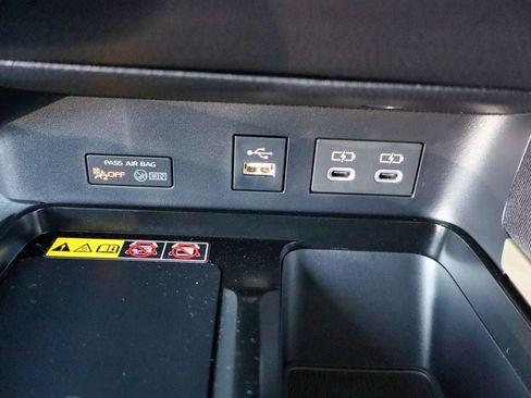 Used 2026 Toyota Camry LE FWD image 45