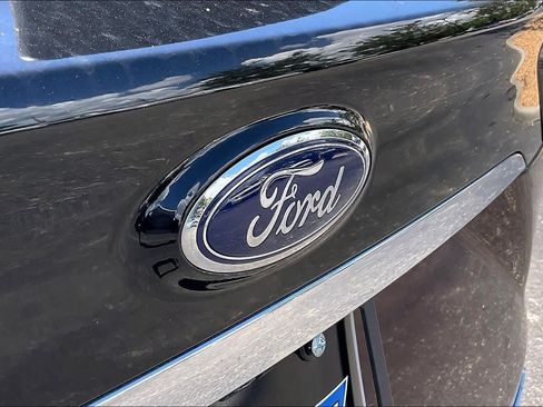 Used 2020 Ford Edge SEL w/ Convenience Package AWD/4WD image 17