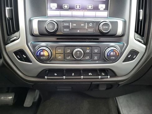 Used 2014 GMC Sierra 1500 SLT w/ Suspension Package, Off-Road AWD/4WD image 18
