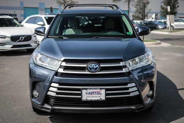 Used 2017 Toyota Highlander XLE AWD/4WD image 6