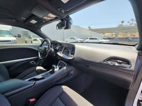 Used 2019 Dodge Challenger SXT RWD image 26