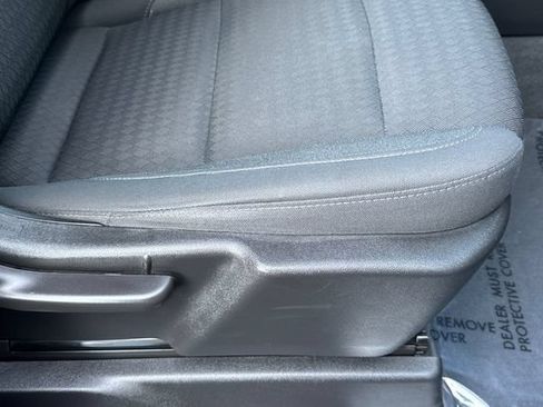 Used 2022 Chevrolet Silverado 1500 RST AWD/4WD image 23