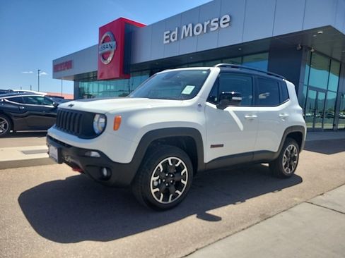 Used 2023 Jeep Renegade Trailhawk image 1