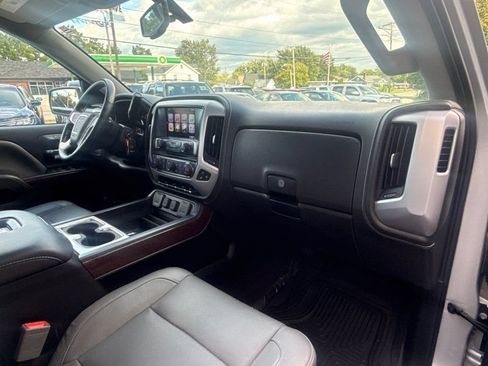 Used 2017 GMC Sierra 1500 SLT w/ SLT Premium Package AWD/4WD image 16