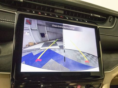 Used 2023 Jeep Grand Cherokee Limited RWD image 24