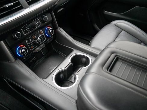 Used 2024 Chevrolet Tahoe LT image 30