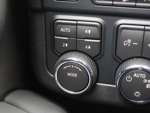 New 2026 Chevrolet Tahoe LS image 13