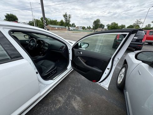 Used 2013 Kia Optima SX w/ Limited Pkg FWD image 31
