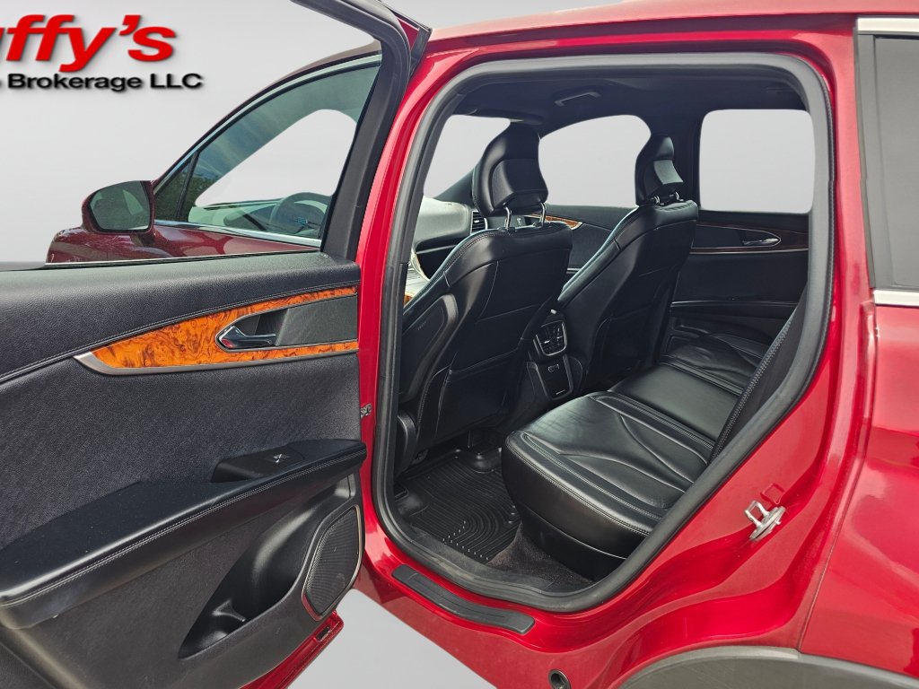 Used 2017 Lincoln MKX Select w/ Select Plus Package AWD/4WD image 22