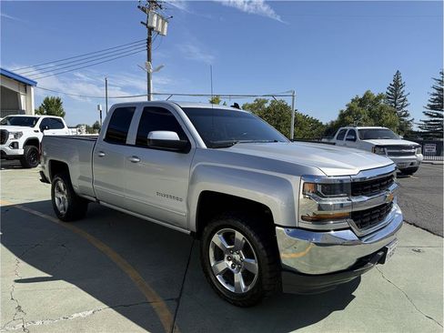 Used 2019 Chevrolet Silverado 1500 LT AWD/4WD image 5