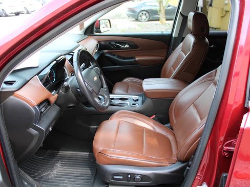 Used 2018 Chevrolet Traverse High Country image 15