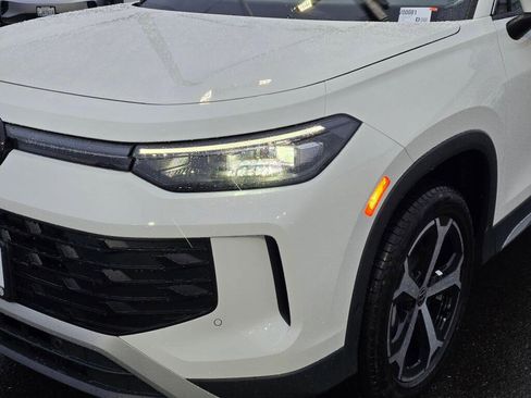 New 2026 Volkswagen Tiguan SE image 10