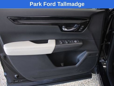Used 2025 Honda CR-V EX-L image 11