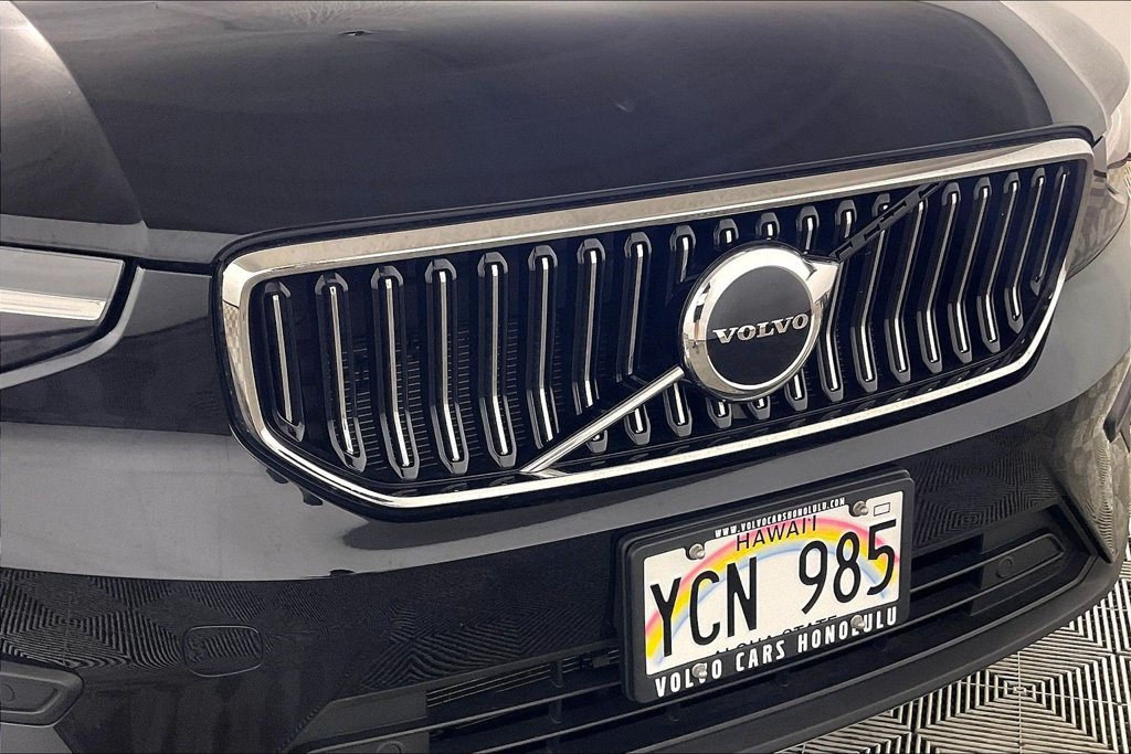 Used 2025 Volvo XC40 B5 Core w/ Protection Package Premier AWD/4WD image 30