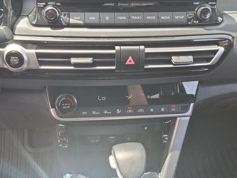 Used 2021 Kia Seltos SX w/ SX Sunroof Package AWD/4WD image 15
