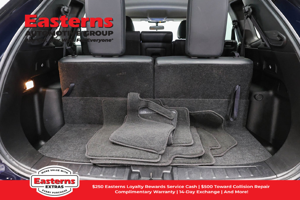 Used 2023 Mitsubishi Outlander SE AWD/4WD image 10