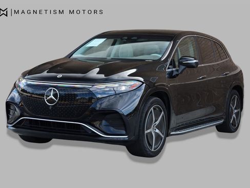 Used 2023 Mercedes-Benz EQS 580 4MATIC SUV image 4