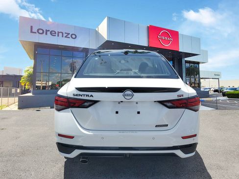 New 2025 Nissan Sentra SR w/ Midnight Edition image 5