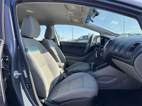 Used 2016 Kia Forte LX w/ LX Popular Plus Package image 19