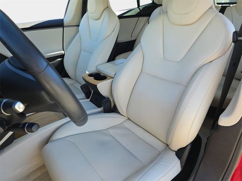 Used 2018 Tesla Model S 75D image 19