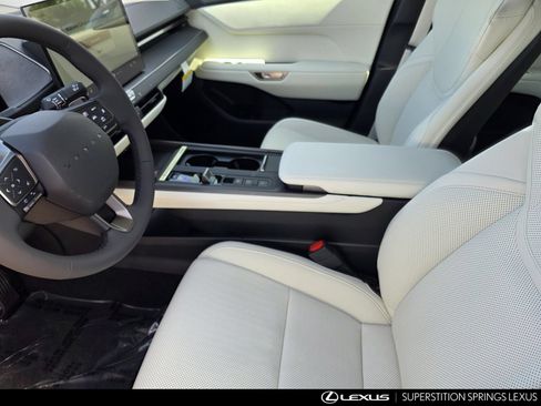 New 2026 Lexus ES 350e FWD image 12