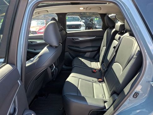 Used 2023 INFINITI QX50 Luxe AWD/4WD image 11