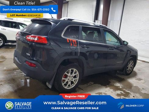 Used 2014 Jeep Cherokee Latitude w/ Cold Weather Group AWD/4WD image 4