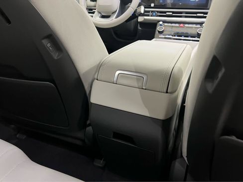 New 2026 Hyundai Santa Fe SE AWD/4WD image 17