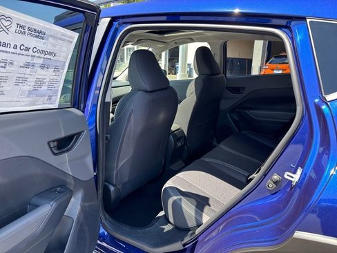 Used 2025 Subaru Crosstrek 2.0i Premium AWD/4WD image 33