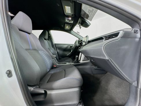 Used 2023 Toyota Corolla Cross AWD Hybrid image 27
