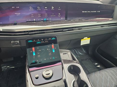 New 2026 Cadillac Escalade IQ Sport 1 AWD/4WD image 31
