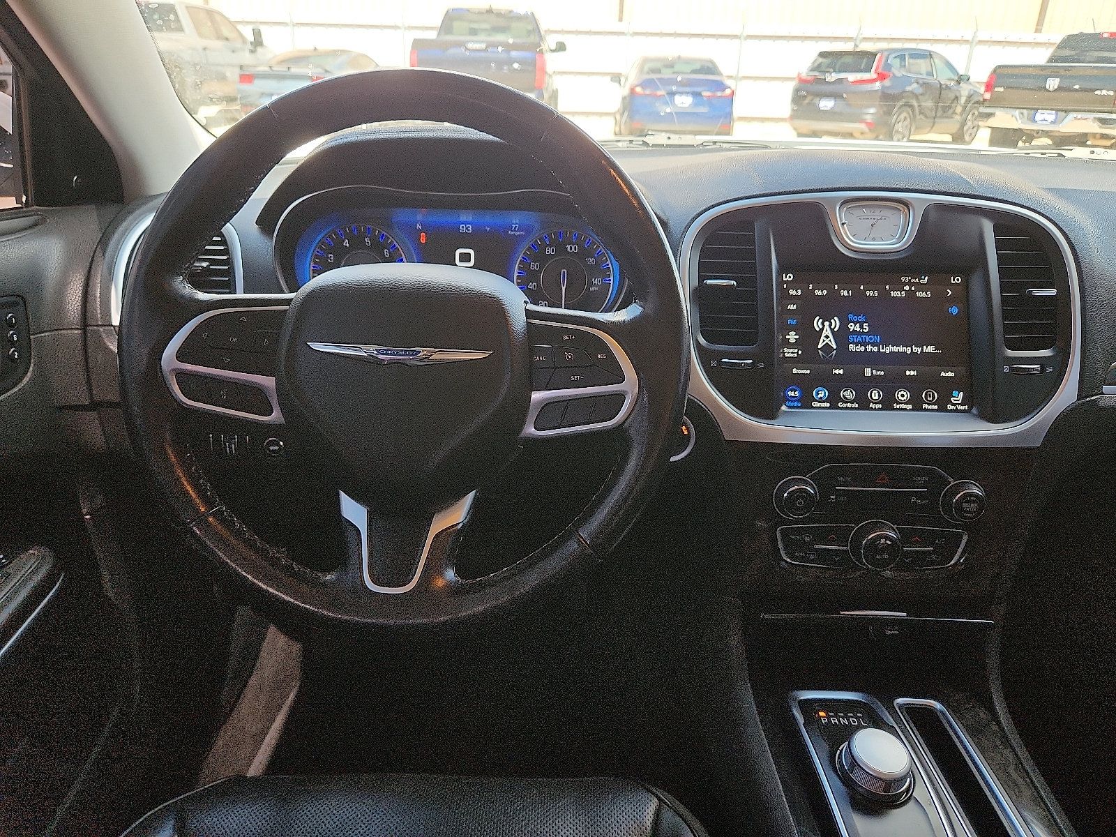 Used 2021 Chrysler 300 Touring L RWD image 10