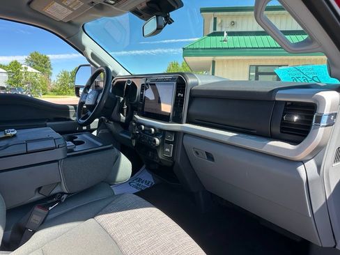 Used 2024 Ford F250 XLT w/ XLT Premium Package AWD/4WD image 30