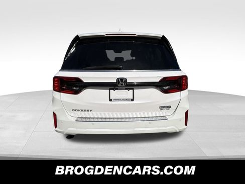 Used 2025 Honda Odyssey Elite image 7