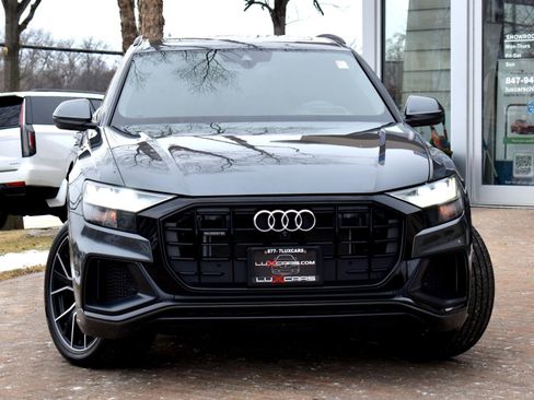 Used 2019 Audi Q8 Prestige w/ Luxury Package image 5