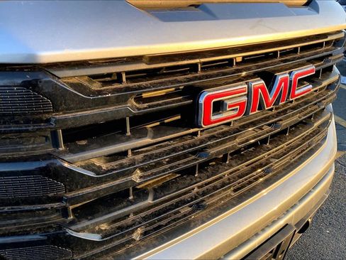 Used 2023 GMC Sierra 1500 Elevation image 30