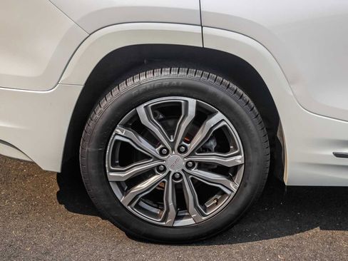 Used 2020 GMC Terrain Denali w/ Denali Premium Package image 6