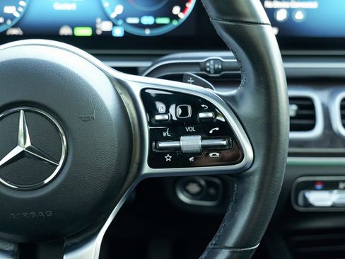 Used 2023 Mercedes-Benz GLS 450 4MATIC image 46
