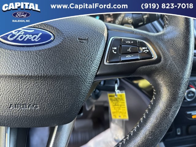 Used 2017 Ford Escape SE w/ SE Sport Appearance Package FWD image 23