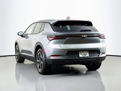 New 2026 Chevrolet Equinox EV LT image 5