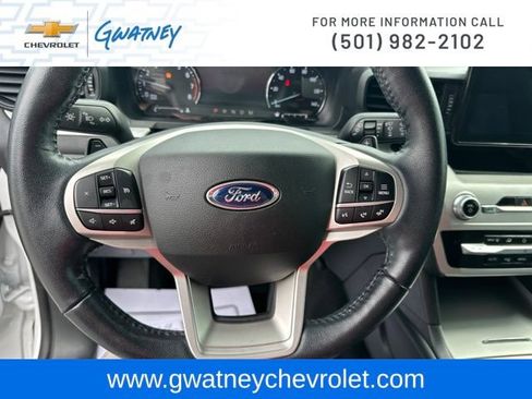 Used 2020 Ford Explorer XLT RWD image 16