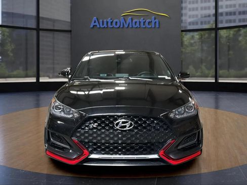 Used 2022 Hyundai Veloster N FWD image 3